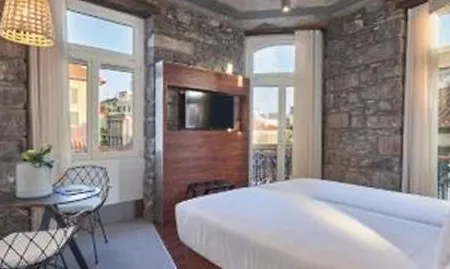 Caju Hotell 4*