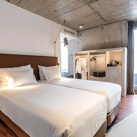 Caju Hotel Funchal (Madeira)